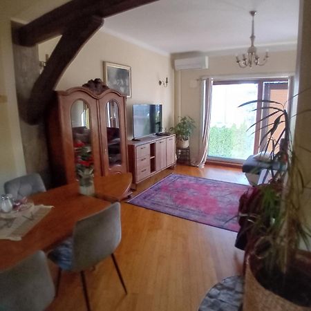 Apartment Baci For 4 Guests ลูบลิยานา ภายนอก รูปภาพ